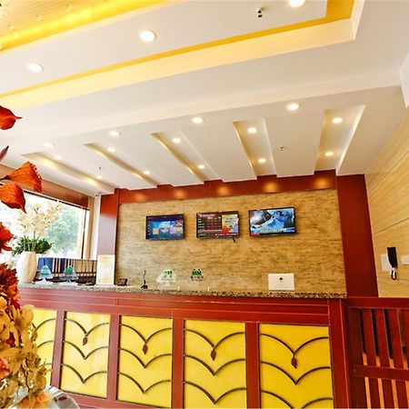 Greentree Alliance Shanghai Chongming Bayi Road Walking Street Hotel Экстерьер фото