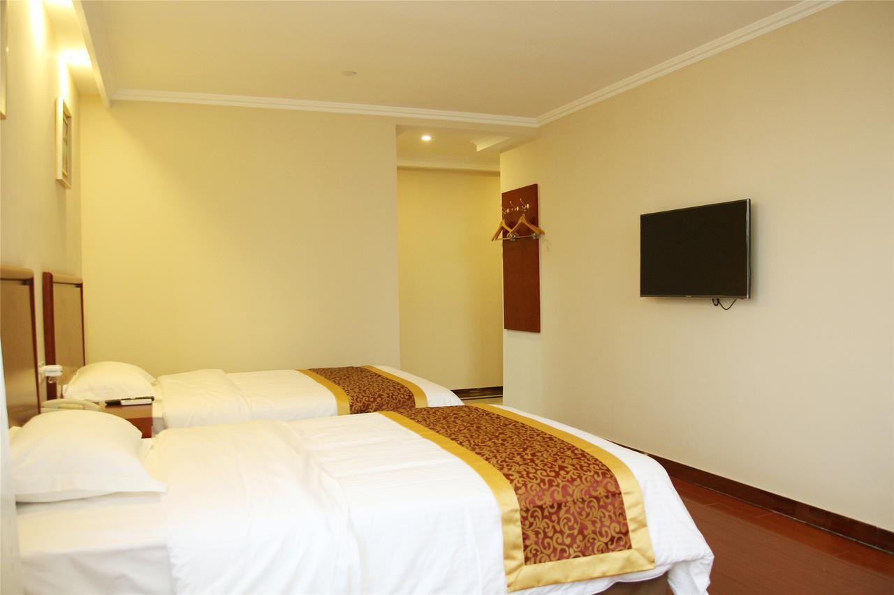 Greentree Alliance Shanghai Chongming Bayi Road Walking Street Hotel Экстерьер фото