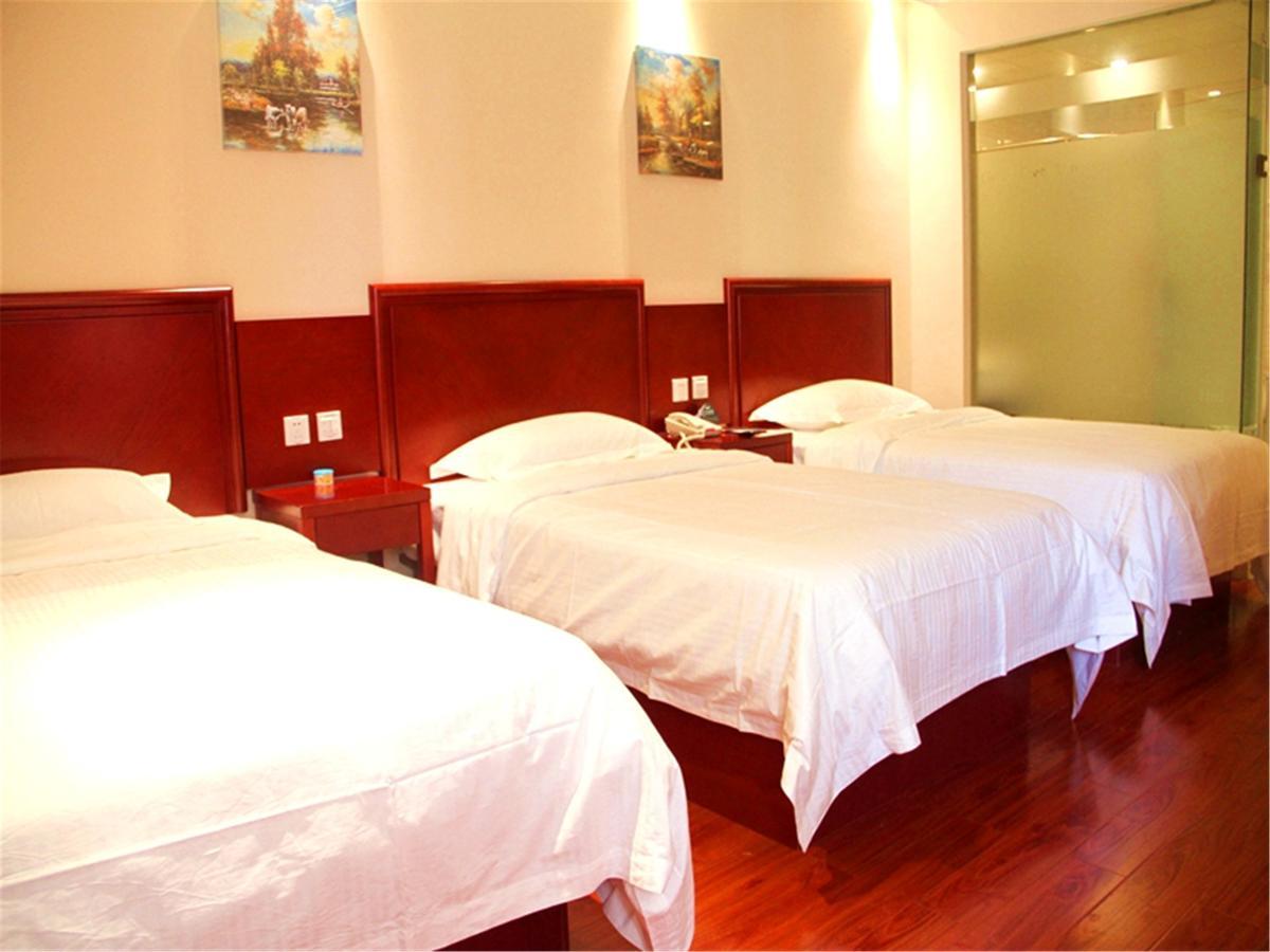 Greentree Alliance Shanghai Chongming Bayi Road Walking Street Hotel Экстерьер фото