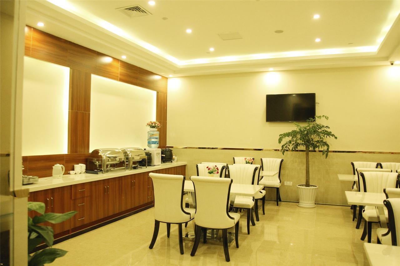 Greentree Alliance Shanghai Chongming Bayi Road Walking Street Hotel Экстерьер фото
