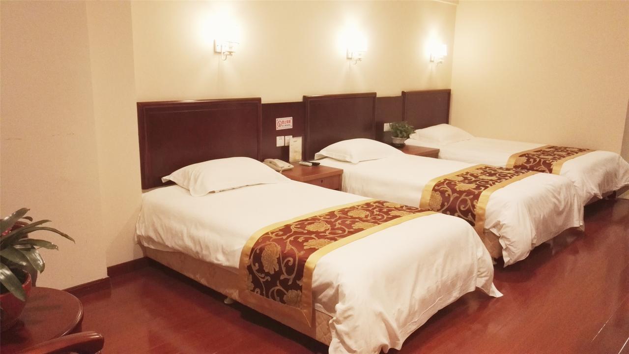 Greentree Alliance Shanghai Chongming Bayi Road Walking Street Hotel Экстерьер фото
