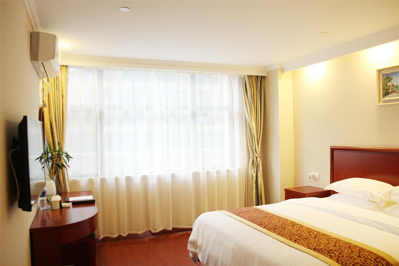 Greentree Alliance Shanghai Chongming Bayi Road Walking Street Hotel Экстерьер фото